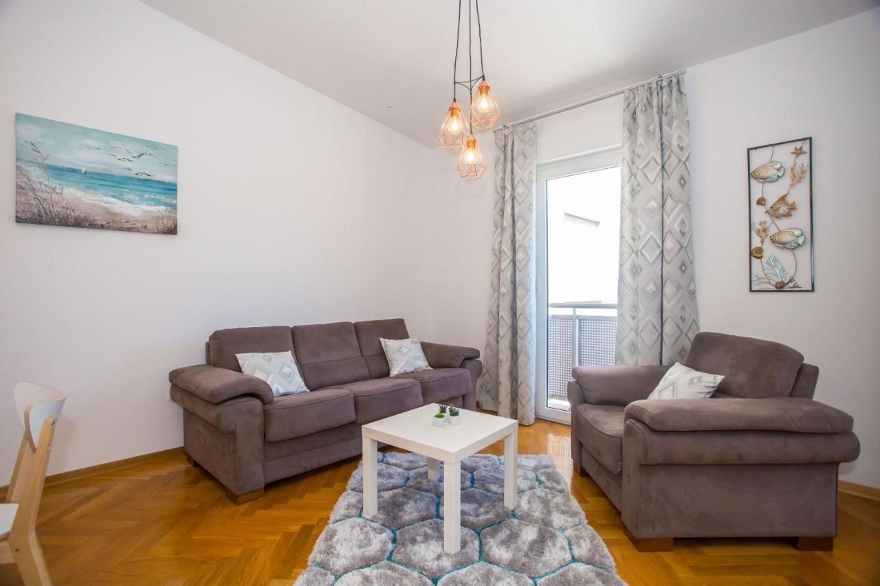 Apartment Dora Near Sea And Center With Private Garage Poreč Exteriér fotografie