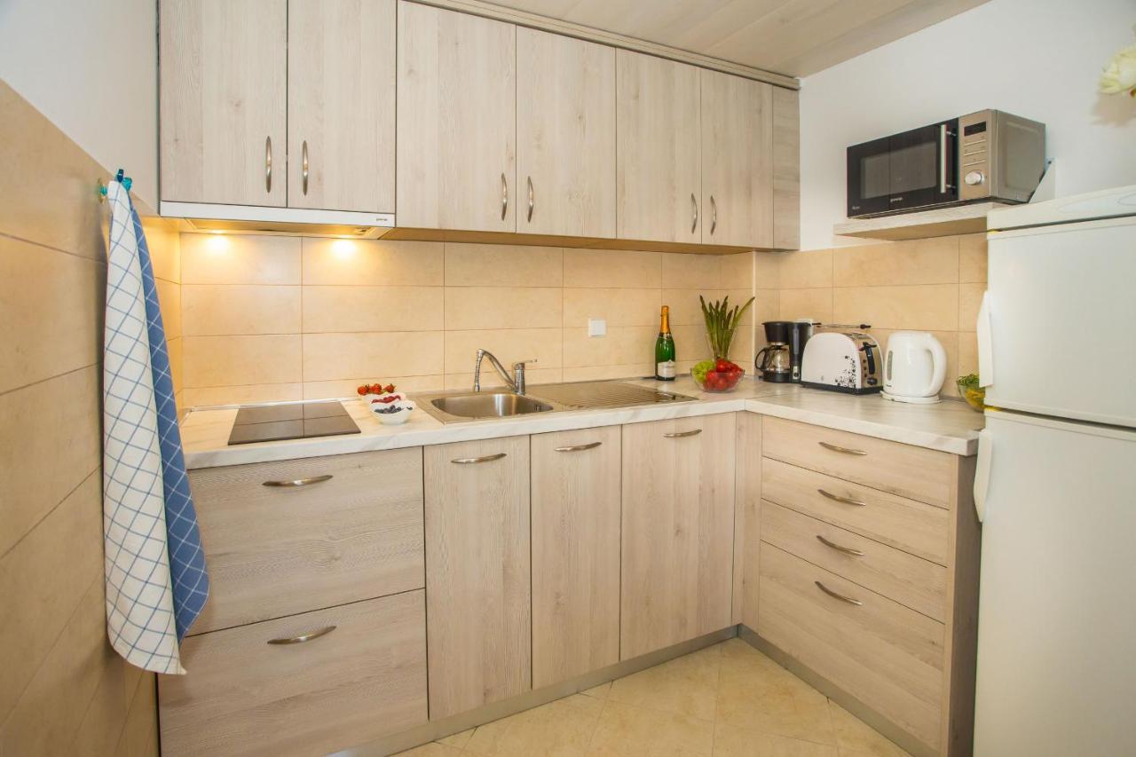 Apartment Dora Near Sea And Center With Private Garage Poreč Exteriér fotografie