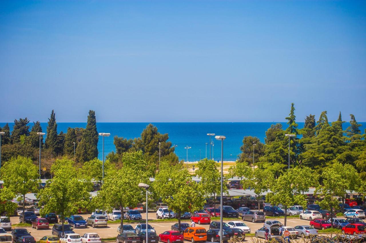 Apartment Dora Near Sea And Center With Private Garage Poreč Exteriér fotografie