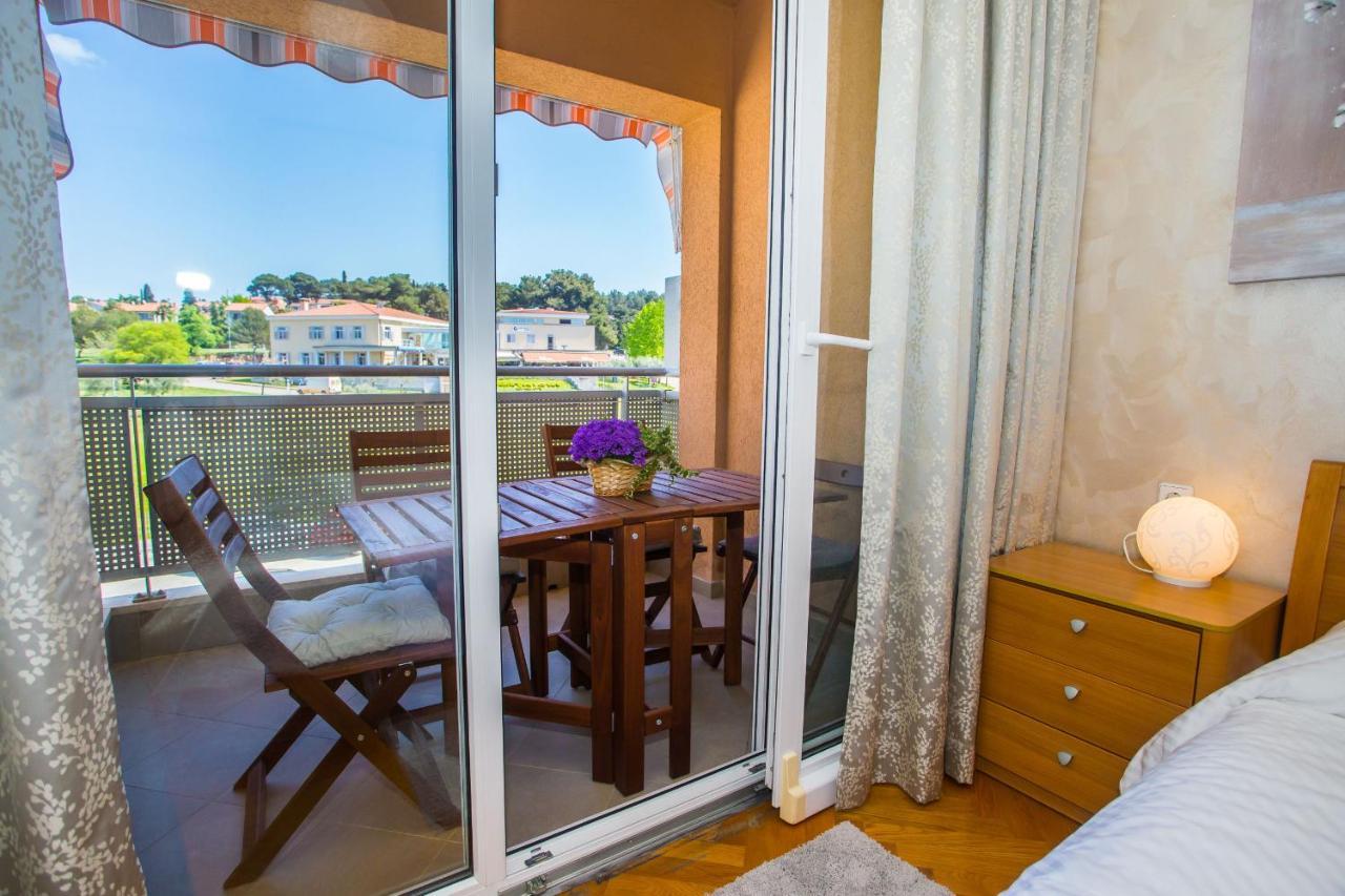 Apartment Dora Near Sea And Center With Private Garage Poreč Exteriér fotografie