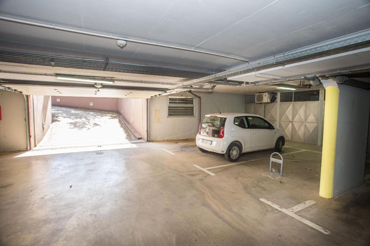 Apartment Dora Near Sea And Center With Private Garage Poreč Exteriér fotografie