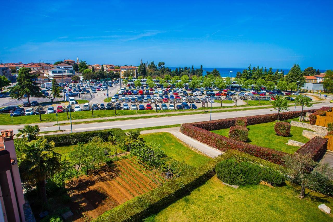 Apartment Dora Near Sea And Center With Private Garage Poreč Exteriér fotografie